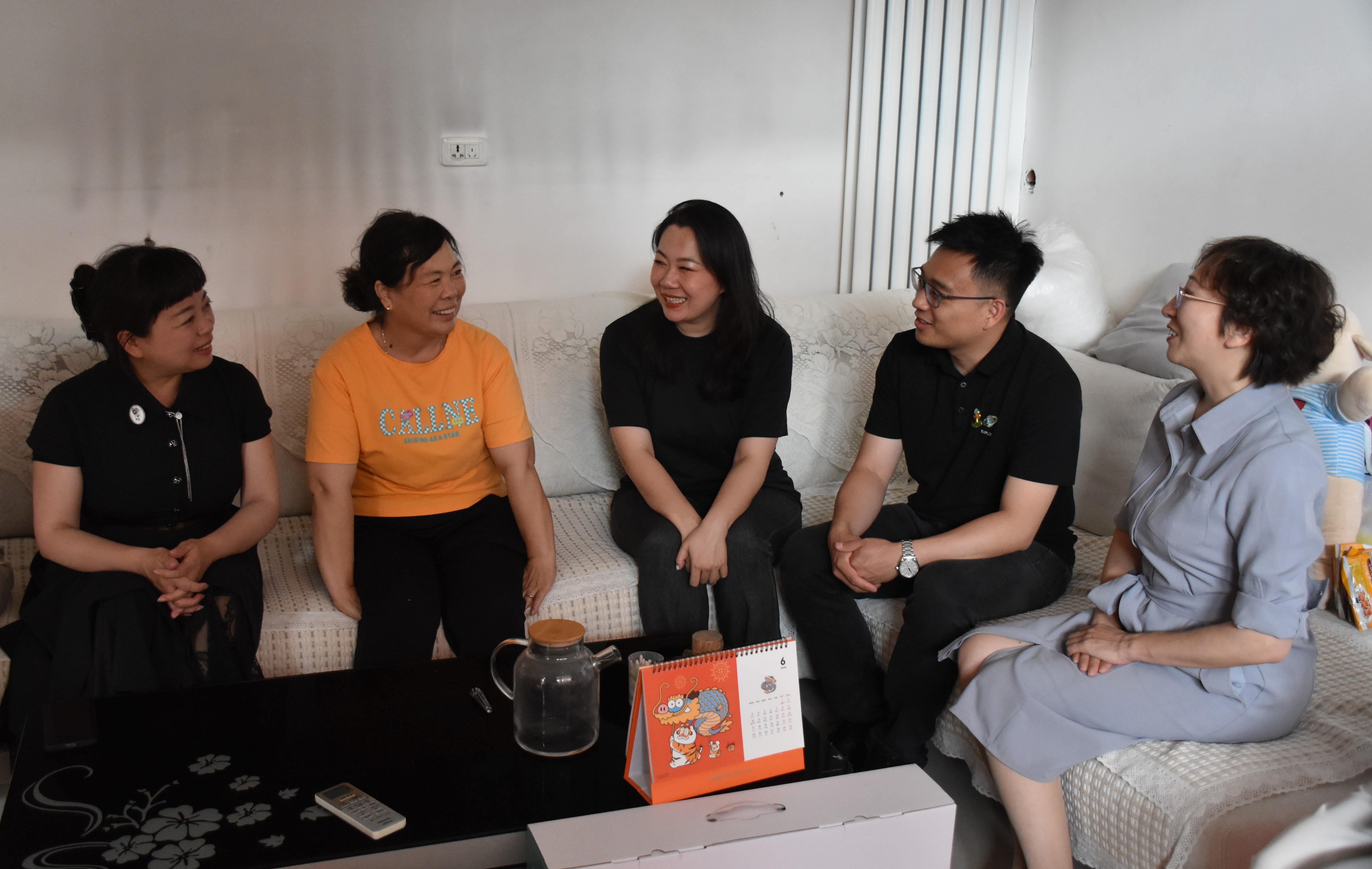 爱游戏·体育-爱游戏(中国)
公益送温暖：6载慈善 660名单亲母亲受益