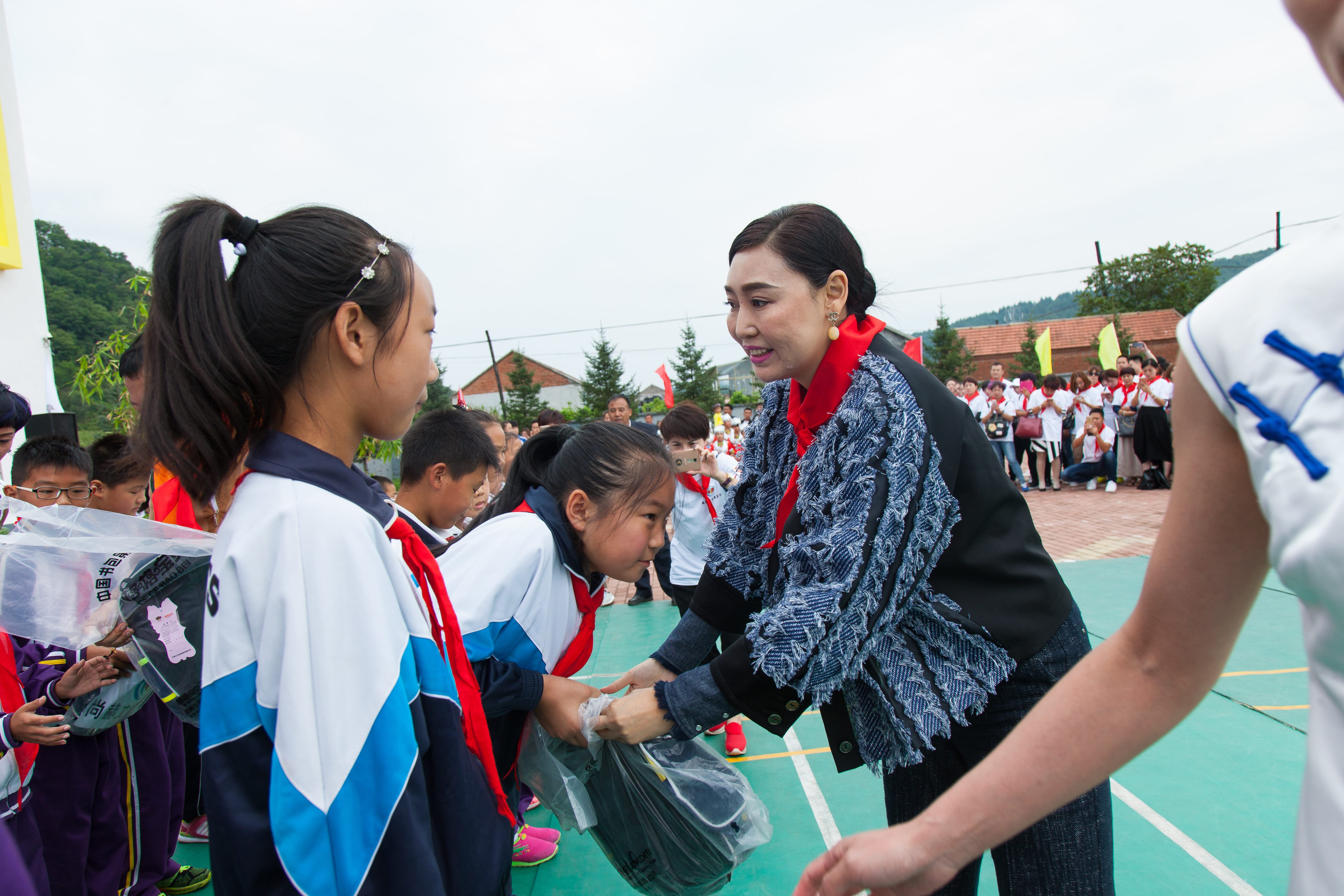 第58所 抚顺市新宾县北四平乡爱游戏·体育-爱游戏(中国)
苗鑫小学