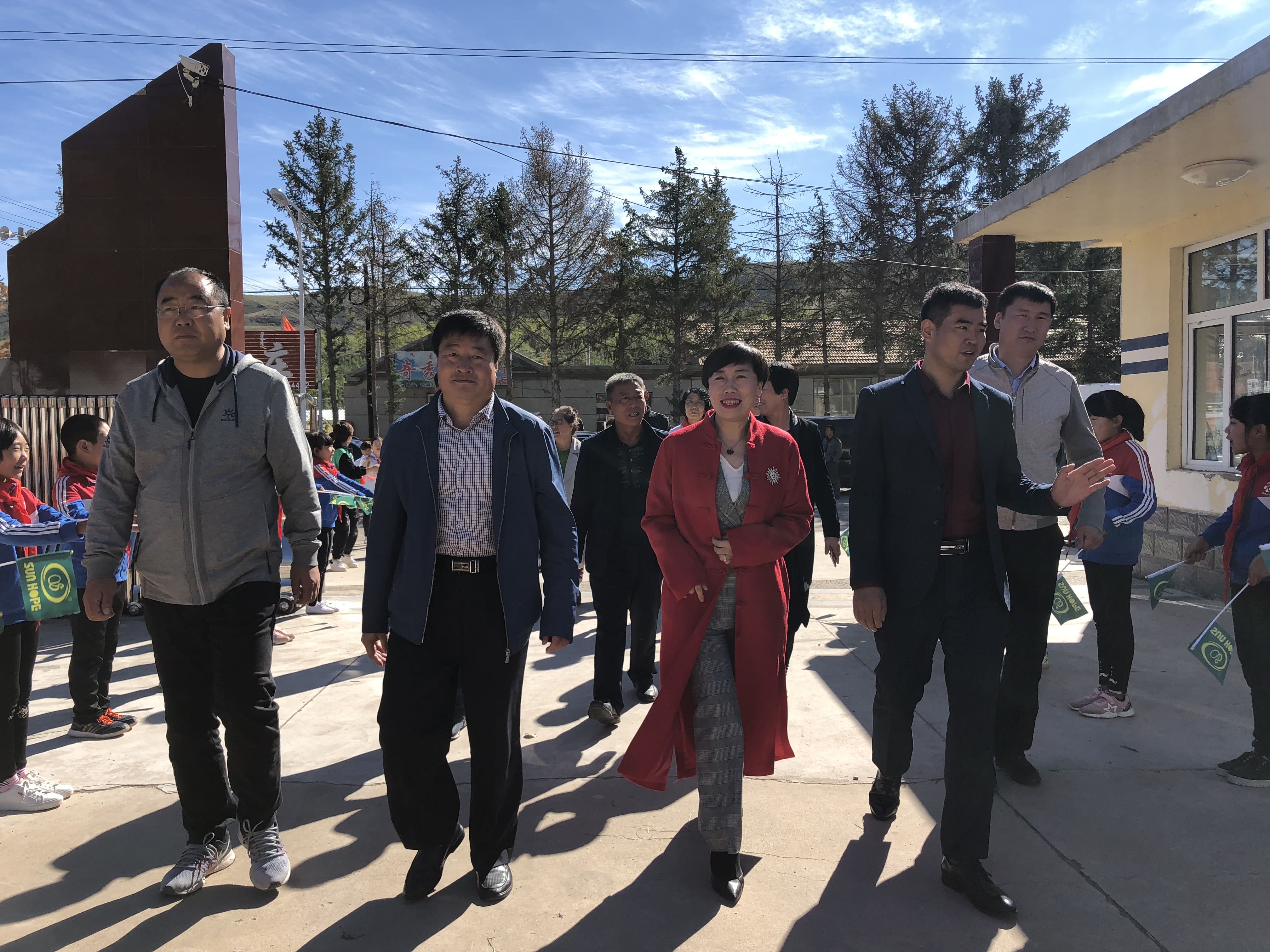 第162所 克什克腾旗万合永镇万合永中心完全爱游戏·体育-爱游戏(中国)
任相娟小学
